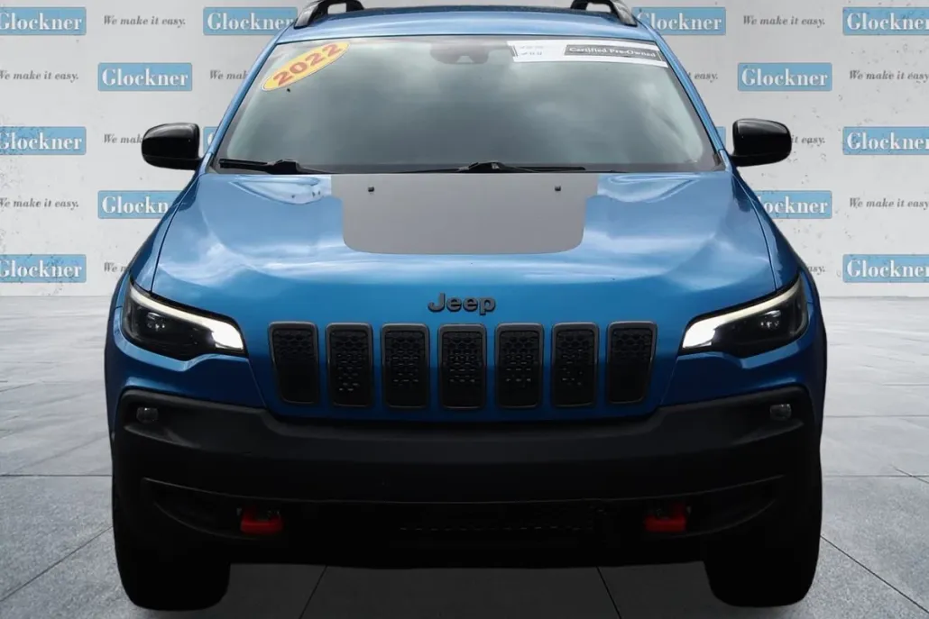 2022 Jeep Cherokee Trailhawk photo 1