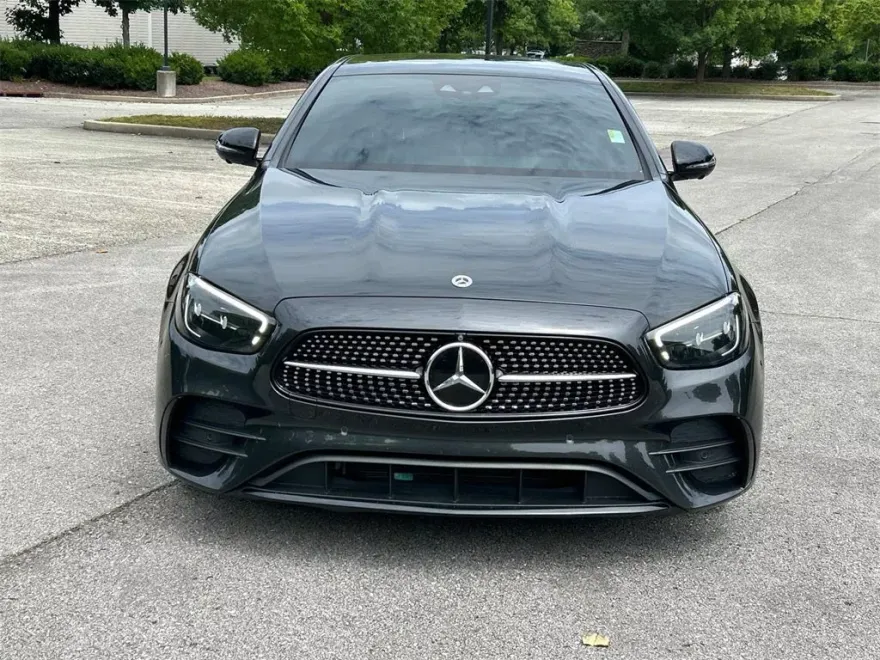 2022 Mercedes Benz E 350 photo 1