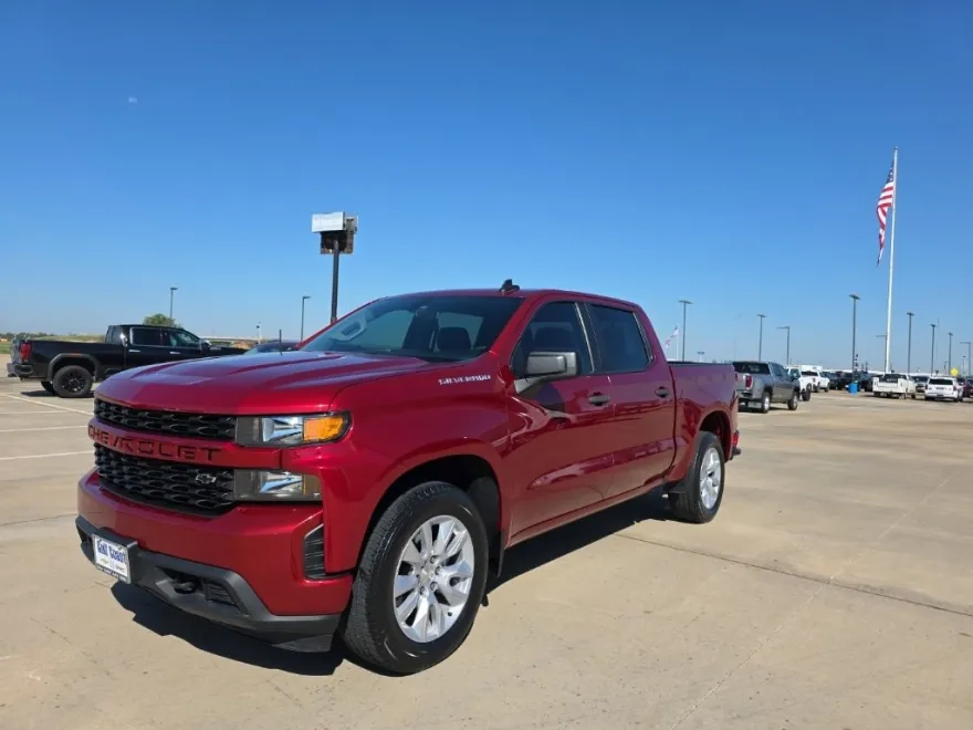 2022 Chevrolet Silverado 1500 Custom photo 1