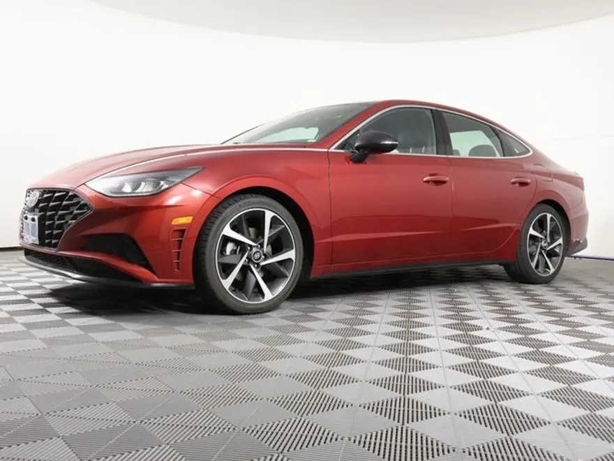 2023 Hyundai Sonata SEL Plus photo 1