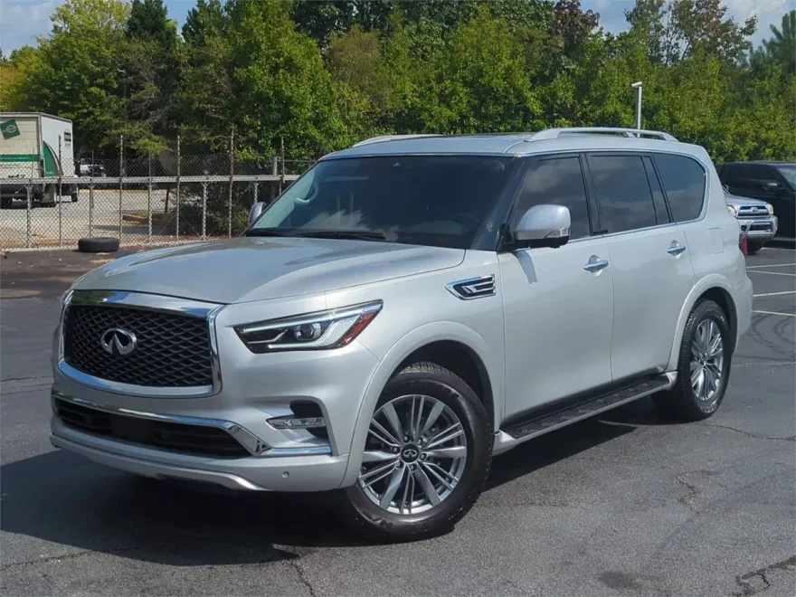 2021 Infiniti QX80 Luxe photo 1