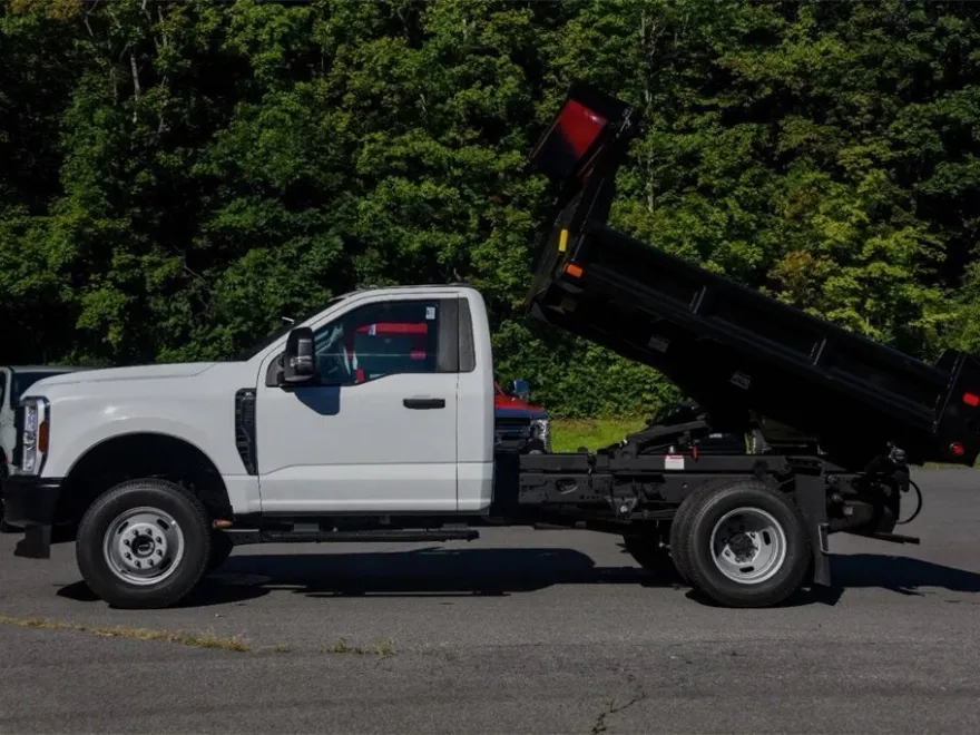 2024 Ford F-350 photo 1