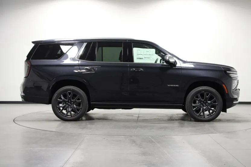 2025 Chevrolet Tahoe Premier photo 1