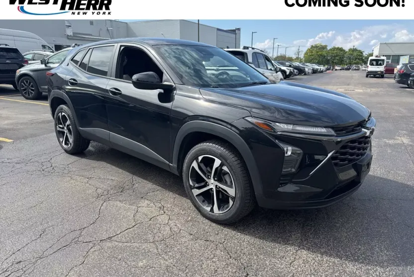 2024 Chevrolet Trax photo 1