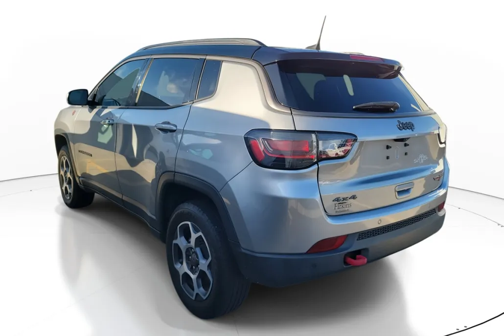 2022 Jeep Compass Trailhawk photo 1