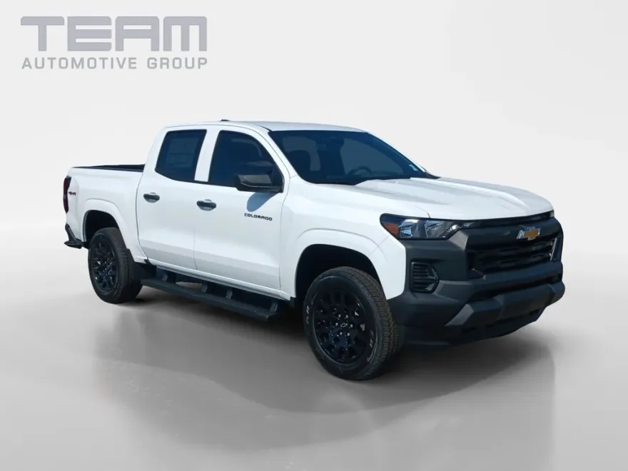 2026 Chevrolet Colorado Work Truck photo 1