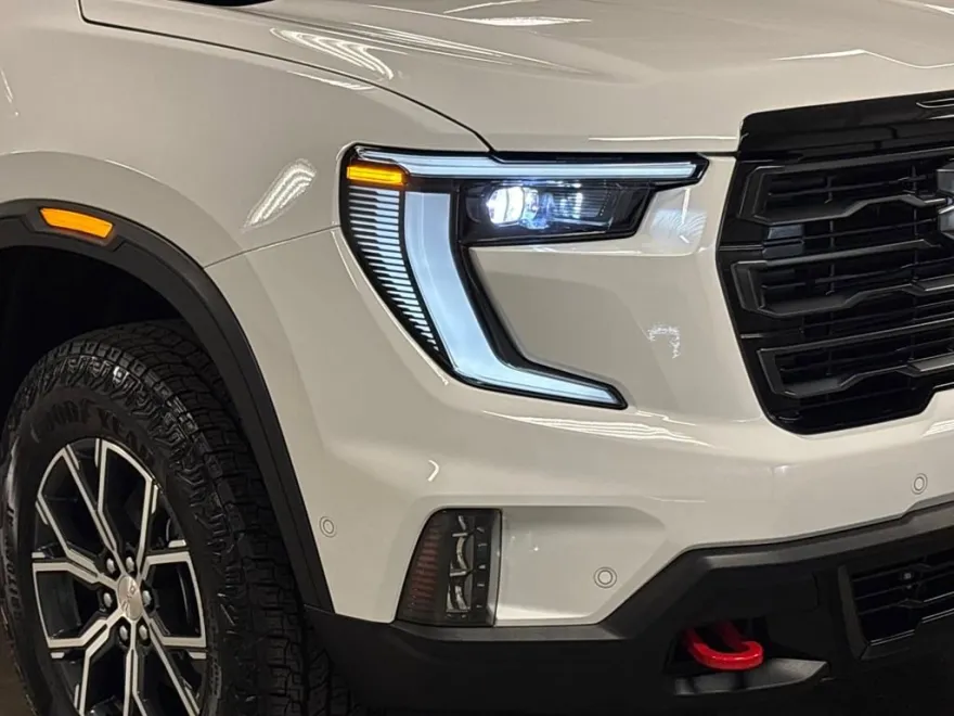 2026 Gmc Acadia AT4 photo 1