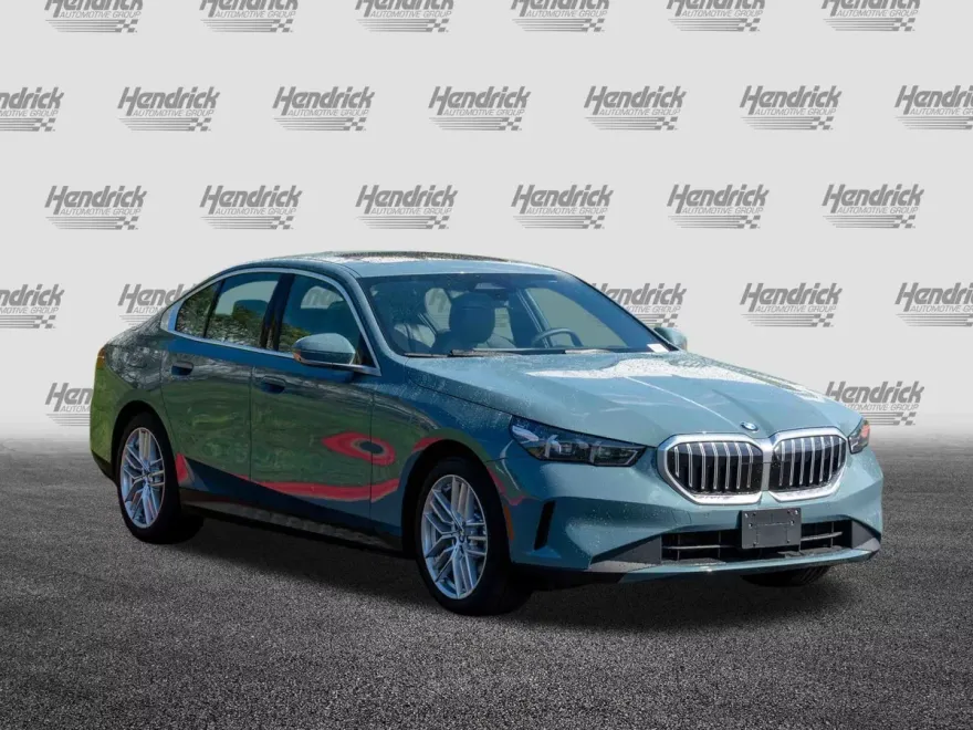 2025 Bmw 530i photo 1