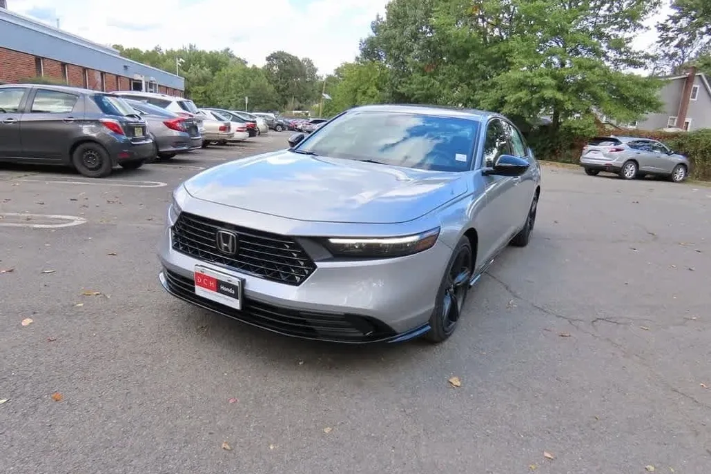 2025 Honda Accord Hybrid Sport-L photo 1