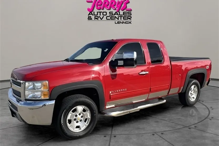 2013 Chevrolet Silverado 1500 LT photo 1