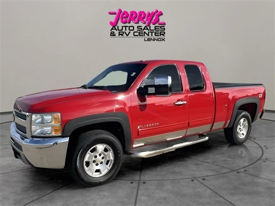 2013 Chevrolet Silverado 1500 LT photo 1
