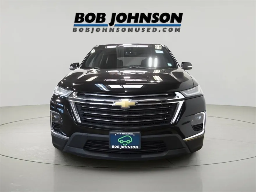 2023 Chevrolet Traverse 1LT photo 1