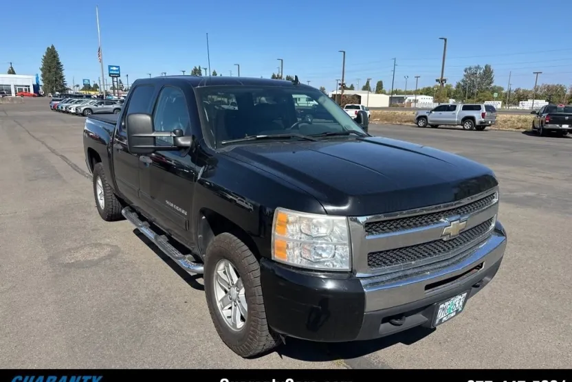 2010 Chevrolet Silverado 1500 LT photo 1