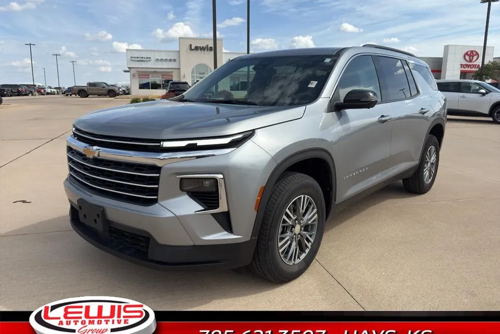 2024 Chevrolet Traverse photo 1
