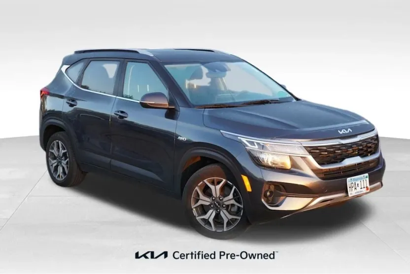 2022 Kia Seltos EX photo 1