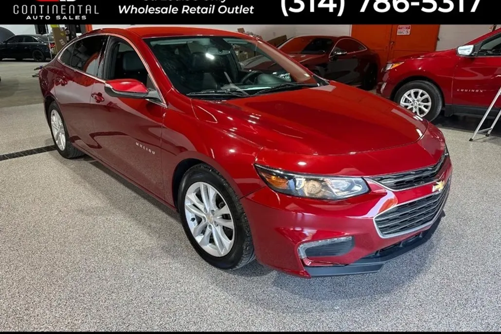 2017 Chevrolet Malibu photo 1