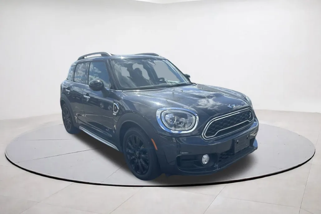2018 Mini Countryman S ALL4 photo 1