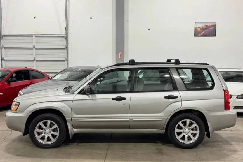 2005 Subaru Forester XS photo 1
