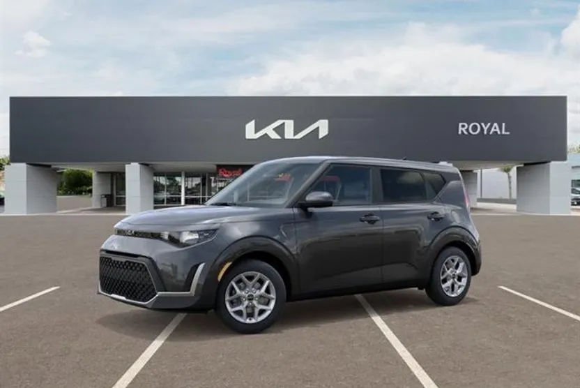 2025 Kia Soul LX photo 1