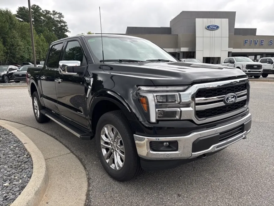 2025 Ford F-150 Lariat photo 1