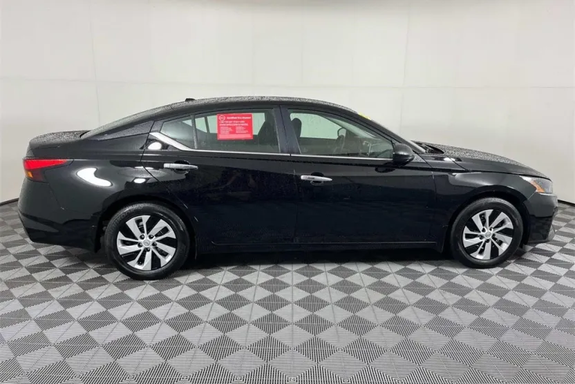 2025 Nissan Altima 2.5 S photo 1