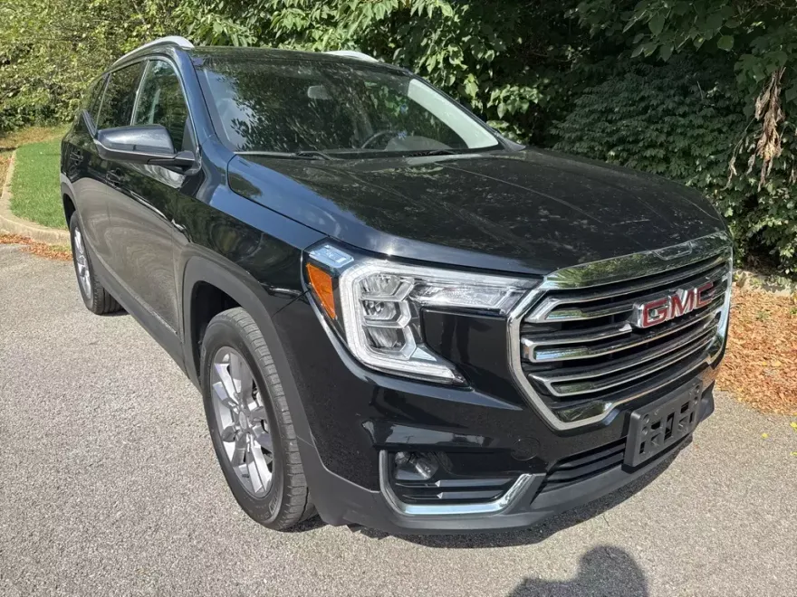 2024 Gmc Terrain SLT photo 1