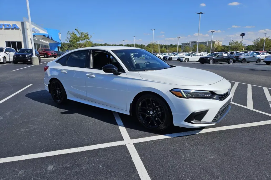 2022 Honda Civic Sport photo 1