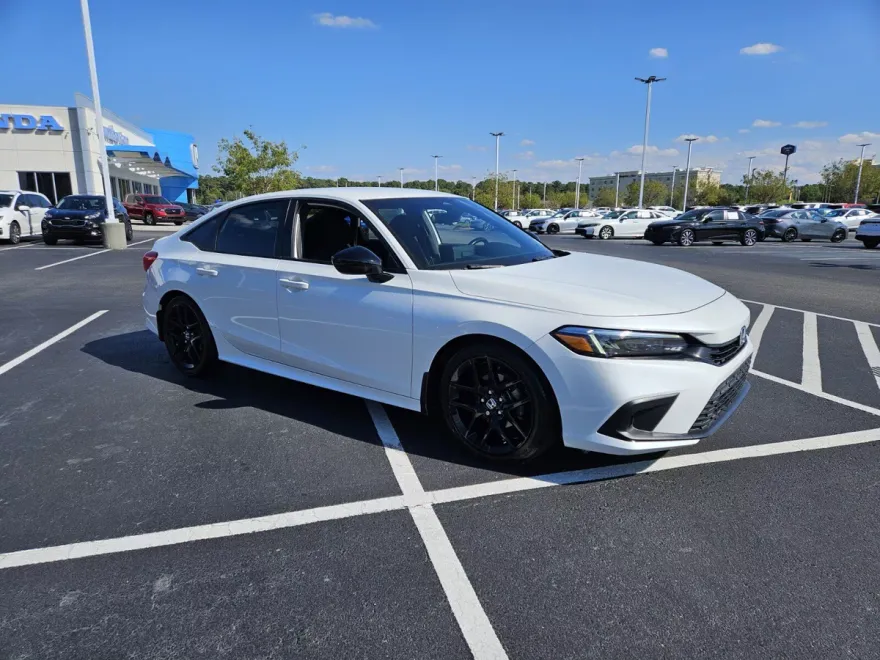 2022 Honda Civic Sport photo 1