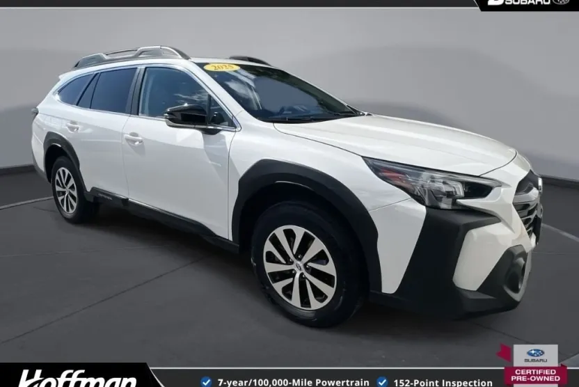 2025 Subaru Outback Premium photo 1