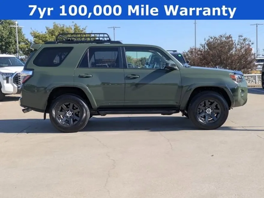 2022 Toyota 4Runner SR5 Trail photo 1