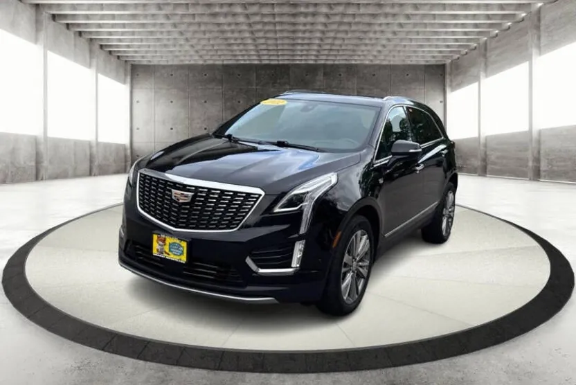 2022 Cadillac XT5 Premium Luxury photo 1