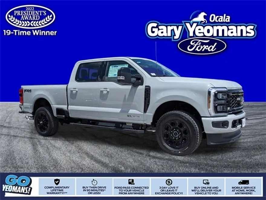 2025 Ford F-350 Lariat photo 1