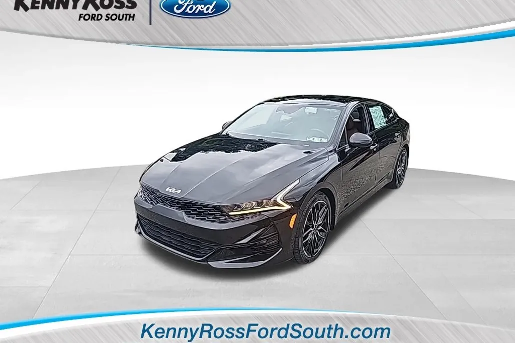 2024 Kia K5 GT photo 1