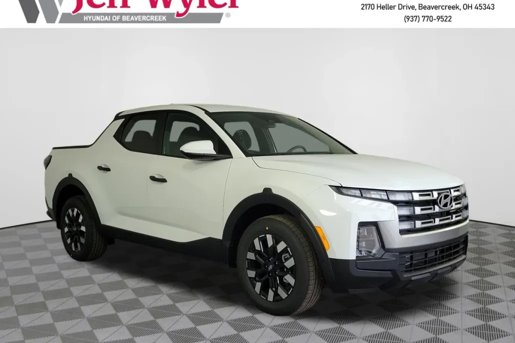 2025 Hyundai Santa Cruz SE photo 1