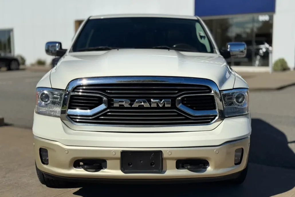 2017 Ram 1500 Longhorn photo 1