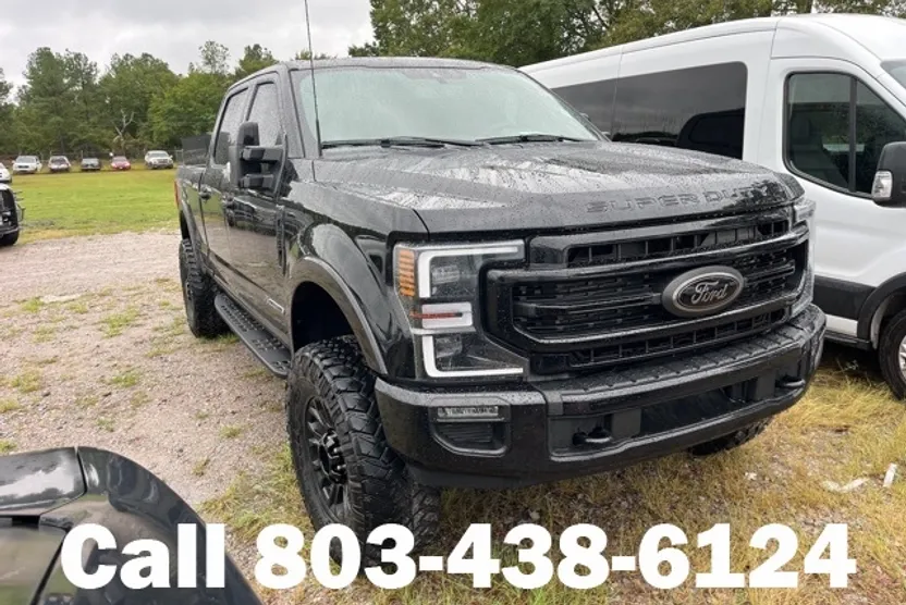2022 Ford F-250 Lariat photo 1