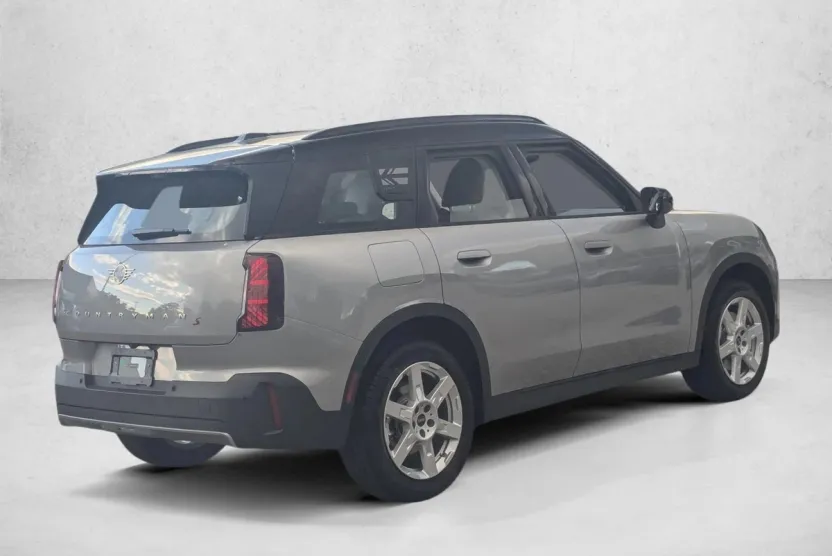 2025 Mini Countryman ALL4 S photo 1