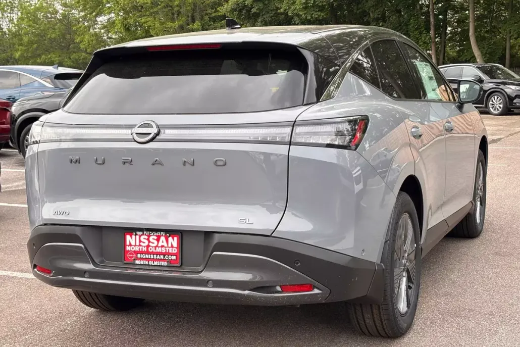 2025 Nissan Murano SL photo 1