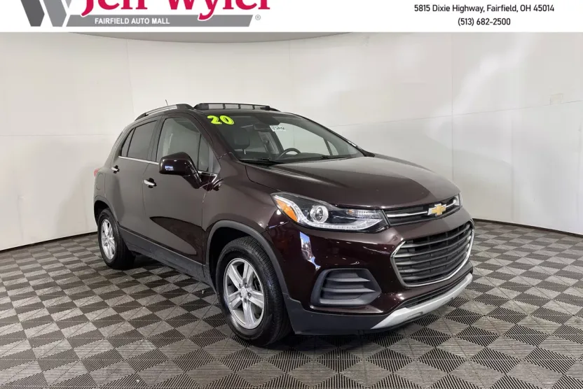2020 Chevrolet Trax LT photo 1