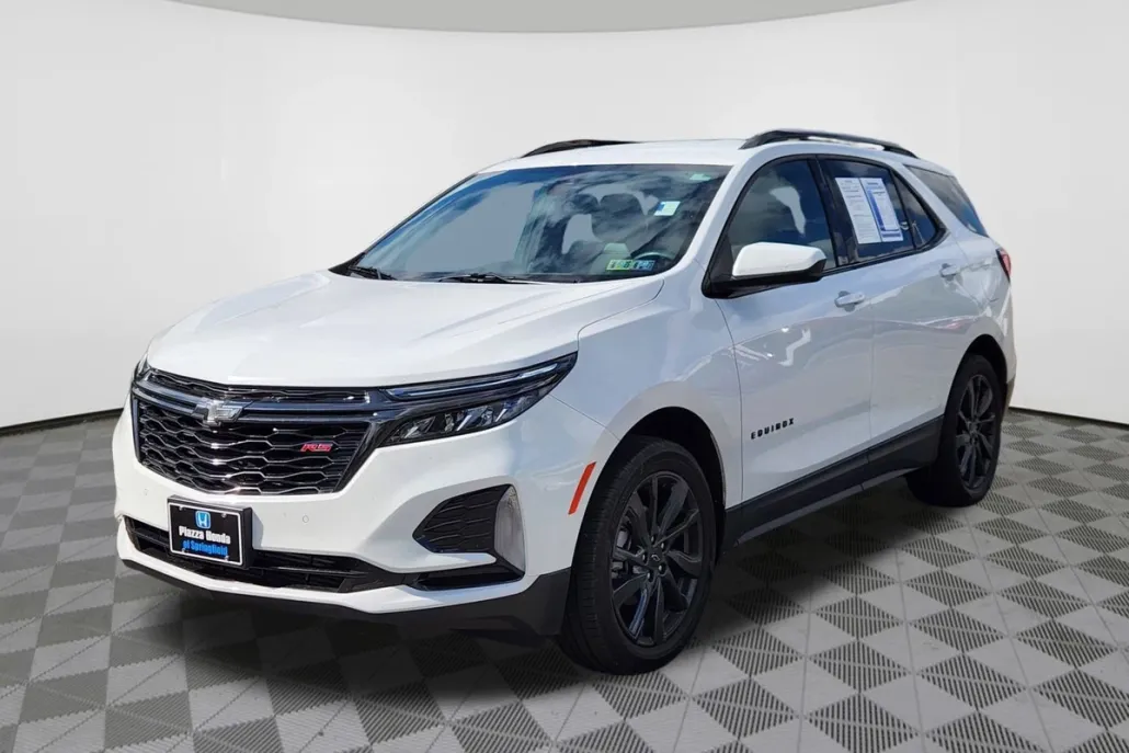 2023 Chevrolet Equinox RS photo 1