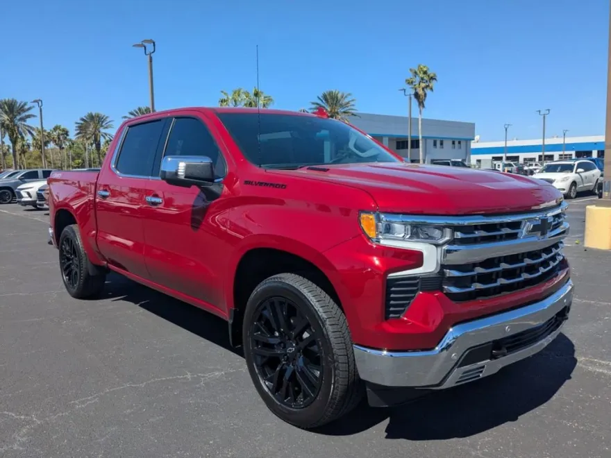2025 Chevrolet Silverado 1500 LTZ photo 1