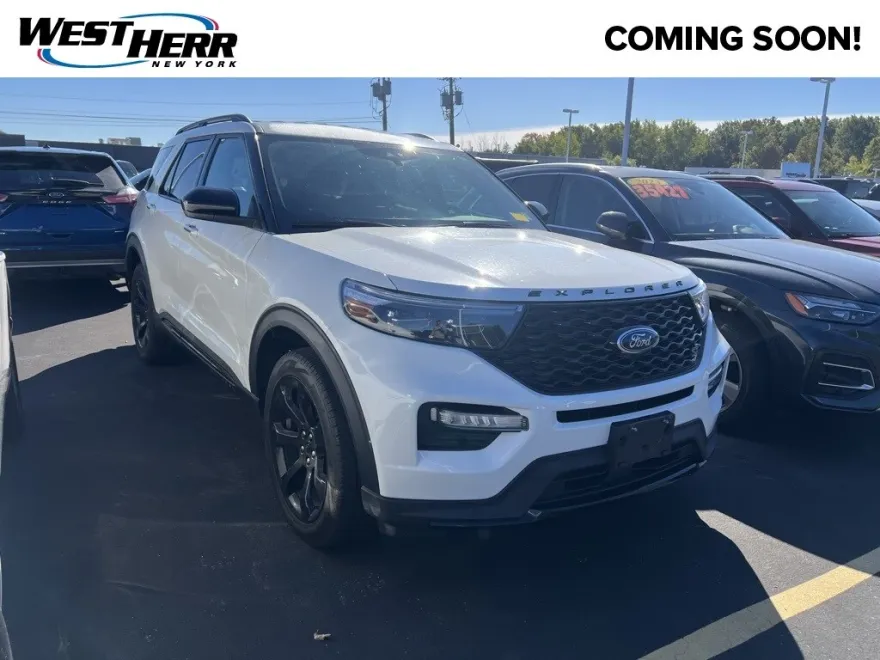 2022 Ford Explorer ST photo 1