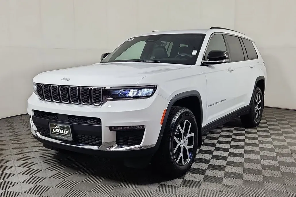 2025 Jeep Grand Cherokee Limited photo 1