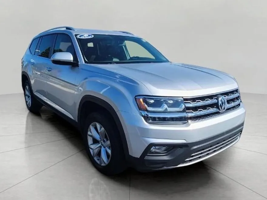 2018 Volkswagen Atlas V6 SE photo 1