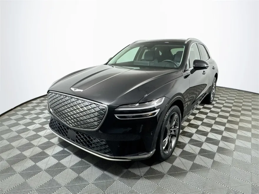 2023 Genesis Electrified GV70 Advanced photo 1