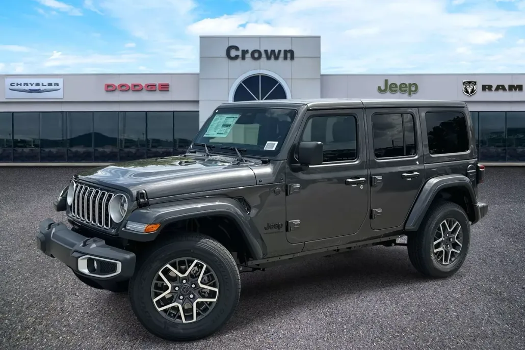 2025 Jeep Wrangler Sahara photo 1