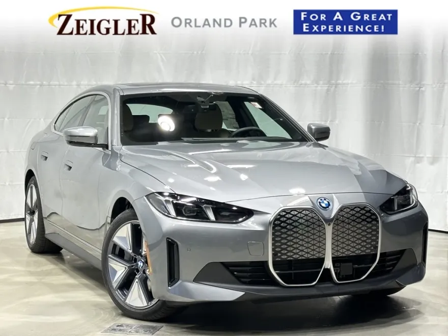 2025 Bmw i4 xDrive40 photo 1