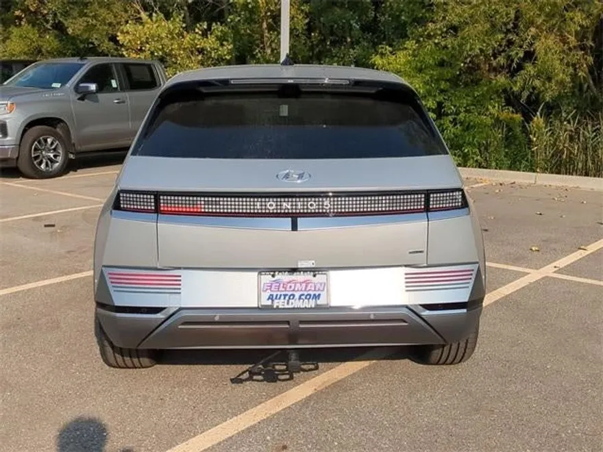 2024 Hyundai Ioniq 5 Limited photo 1