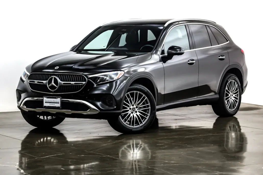 2025 Mercedes Benz GLC 300 photo 1