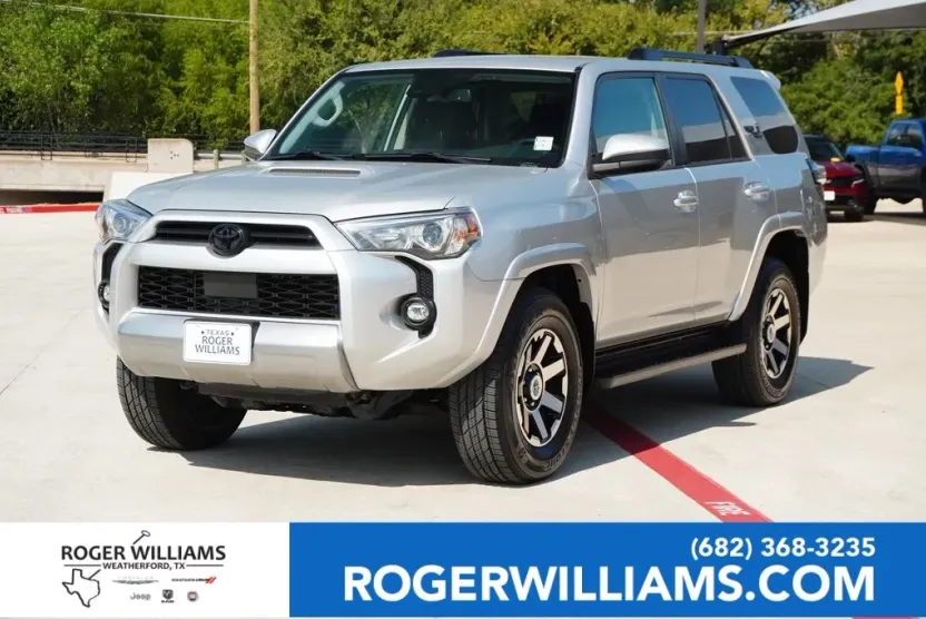 2022 Toyota 4Runner TRD Off-Road photo 1